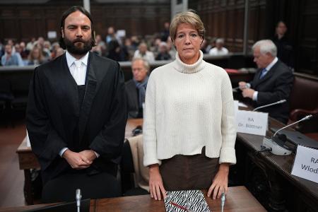 Christina Block mit ihrem Verteidiger Ingo Bott