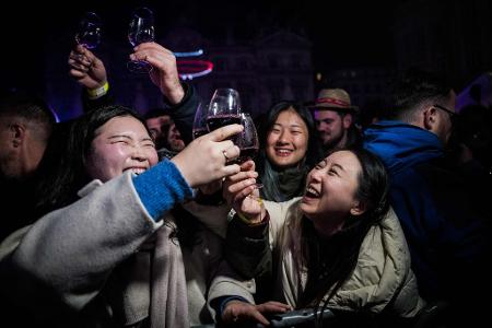Für die Winzer ist der Beaujolais auch ein Verkaufsschlager.