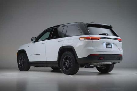 11/2025 Jeep Grand Cherokee Facelift