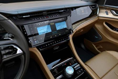 11/2025 Jeep Grand Cherokee Facelift