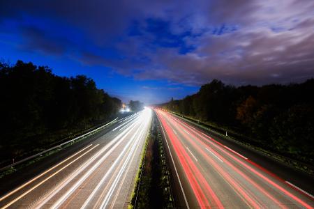 Eine Fahrt über die Autobahn - nicht für jeden erstrebenswert. (Illustration)
