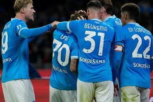 Italien: Neapel springt an die Tabellenspitze