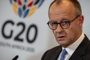 Sieht keine schnelle Rückkehr zum G8-Format: Bundeskanzler Friedrich Merz.