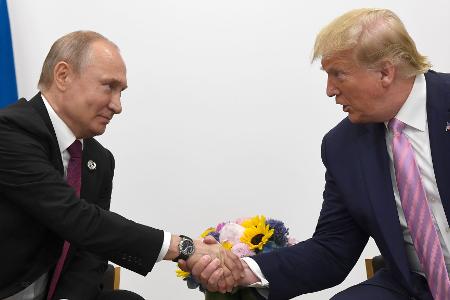 US-Präsident Donald Trump würde Russlands Präsident Wladimir Putin gerne wieder bei mehr Gipfeln sehen. (Archivbild)