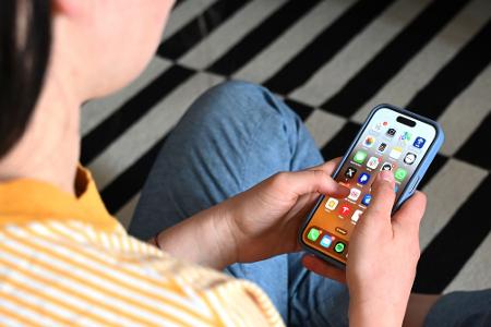 Auch Reddit und Kick müssen sich bis zum 10. Dezember der neuen Regelung anpassen - sonst drohen Strafen. (Symbolbild)