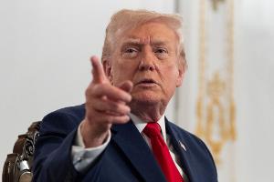 "Ich werde Migration aus allen Dritte-Welt-Ländern permanent stoppen", verkündete Trump. (Archivbild)