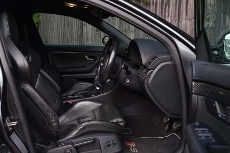 Audi RS4 B7 The Grand Tour