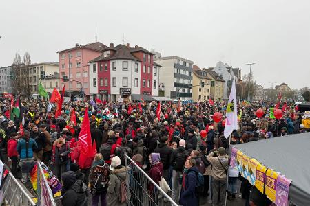 Die Gewerkschaften protestieren gegen die Gründung einer neuen AfD-Jugendorganisation. 