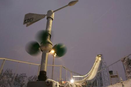 Wind sorgt für Flaute: Skisprung-Weltcup in Kuusamo abgesagt