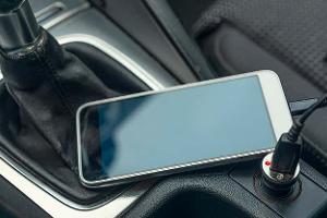 Handy im Auto