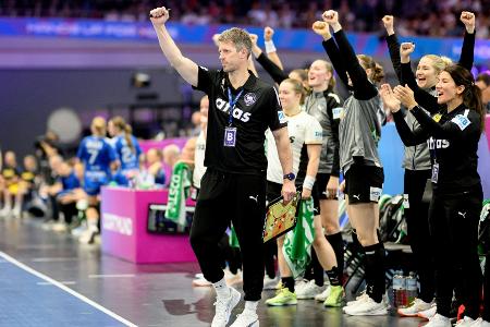 Matchball gegen Montenegro: DHB-Team heiß aufs Viertelfinale