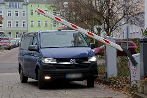 Nach einem rund einstündigen Haftprüfungstermin teilte die Staatsanwaltschaft mit, dass der Haftbefehl bestätigt wurde.