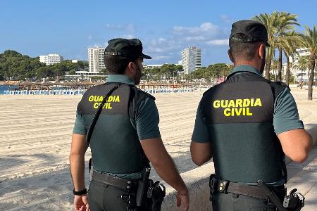 Die Polizeieinheit Guardia Civil hatte die Verdächtigen im Sommer 2024 festgenommen. (Archivfoto)