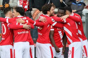 3. Liga: Cottbus nach Topspiel-Sieg zurück an der Spitze