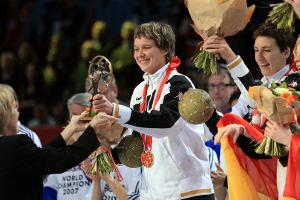 "Medaille wie WM-Titel": Jurack glaubt an ihre Handball-Erben