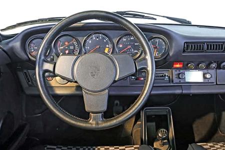 Porsche G-Modell, Cockpit