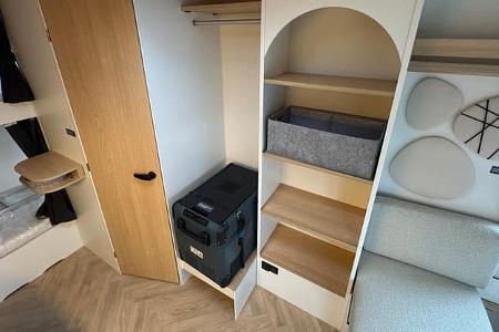 LMC e:dero 470 K (2025) Stauraumfächer