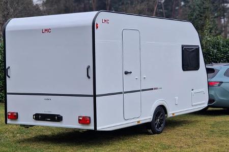 LMC e:dero 470 K (2025) Heckansicht