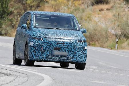 Erlkönig Mercedes VLE