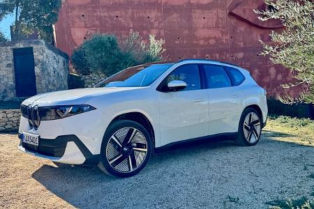 12/2025 BMW iX3 50 xDrive 2026