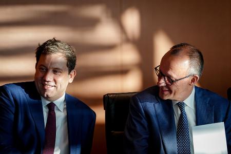 Das Kabinett hatte in der letzten Sitzung vor Weihnachten eine lange Tagesordnung.