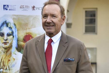Kevin Spacey feiert TV-Rückkehr in italienischer Comedy-Serie