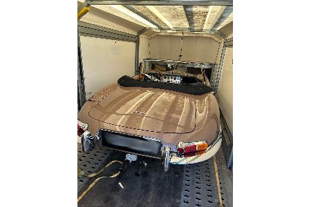 Nachversteuerter britischer Sportwagen auf Anhänger
Quelle: Hauptzollamt Heilbronn