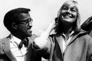 Ex-Frau von Sammy Davis Jr.: May Britt stirbt im Alter von 91 Jahren
