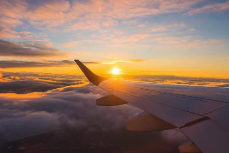 Schon für den Sommer planen: Günstige Flüge für den Strandurlaub 2026