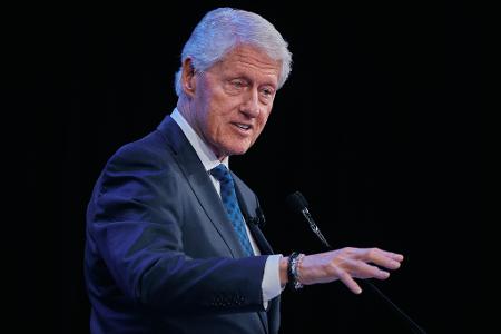 Ex-Präsident Bill Clinton taucht auffallend oft in den veröffentlichten Fotos auf, seine Anhänger vermuten dahinter politische Motive. (Archivbild)