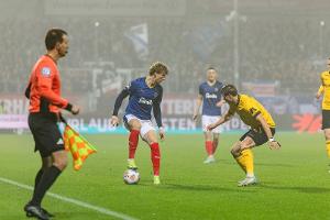 Dresden vergibt Sieg und überwintert als Tabellen-Schlusslicht