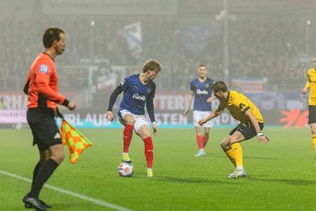 Dresden vergibt Sieg und überwintert als Tabellen-Schlusslicht