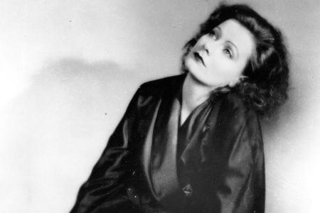 Platz 5: Greta Garbo