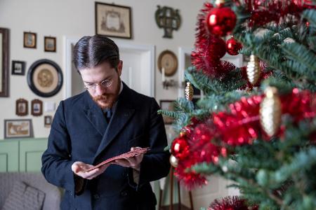 Lederhandschuhe waren um 1900 ein beliebtes Weihnachtsgeschenk - man trug sie damals keineswegs nur im Winter.
