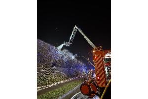 Einsatz Bereitschaft 1 Bezirksregierung Düsseldorf Hafen Krefeld 22.12.2025 1