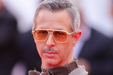 Jeremy Strong