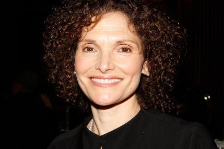 Mary Elizabeth Mastrantonio