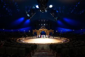 Der Circus Krone feierte am ersten Weihnachtstag die Premiere seines Winterprogramms, das in diesem Jahr unter dem Motto "Ich. Du. Wir. Krone" steht. (Archivbild)