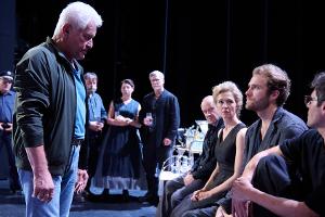 "Tatort: Das Verlangen": Sonntagskrimis aus dem Theater