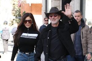 Jeff Bezos und mehr: Stars trotzen dem Schneemangel in Aspen