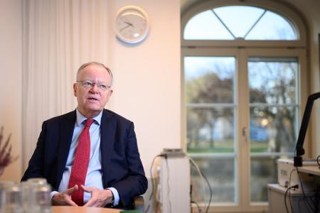 Viele Jahre lang war er das prägende Gesicht der SPD in Niedersachsen: Stephan Weil. (Archivbild)