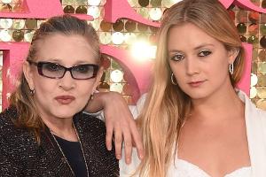 Todestag: Billie Lourd vermisst ihre Mutter Carrie Fisher