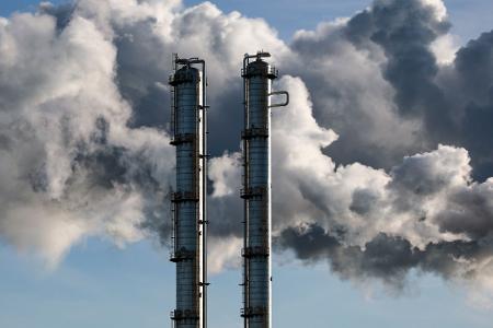 Gut jedes zweite der 100 umsatzstärksten Unternehmen in Deutschland machte von Januar bis September weniger Gewinn. (Symbolbild)