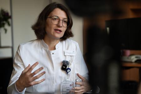 Harhaus-Wähner steht dieses Silvester am Operationstisch.