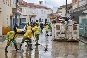 Drei Menschen starben durch Hochwasser nach heftigen Regenfällen in Südspanien.