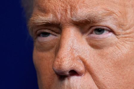 US-Präsident Trump warnt den Iran. 