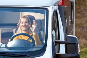 Grüßen im Wohnmobil