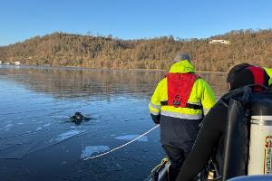 Taucher im Einsatz Foto: Feuerwehr Essen