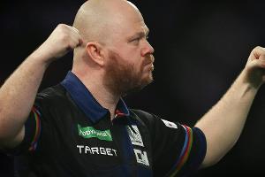 Gnadenlos auf die Doppel: Hood überrascht auch gegen Rock