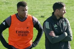 Knieverletzung: Mbappé muss mindestens drei Wochen pausieren